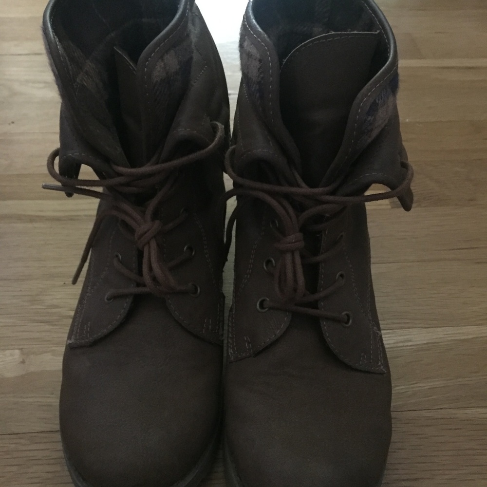 Women's Combat Boots